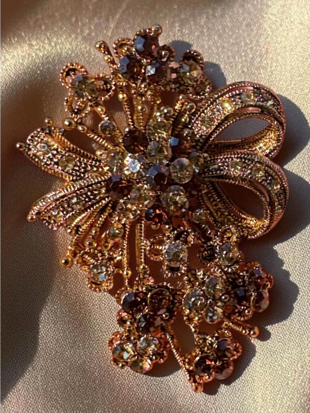 Vintage Gold and Amber Crystal Brooch